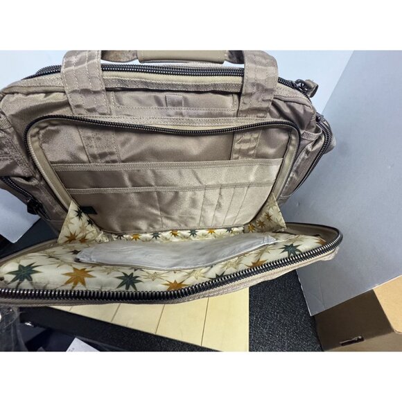 LUG Atlas Ultra X Carry all Tote - NWT Sage Green - Picture 8 of 14